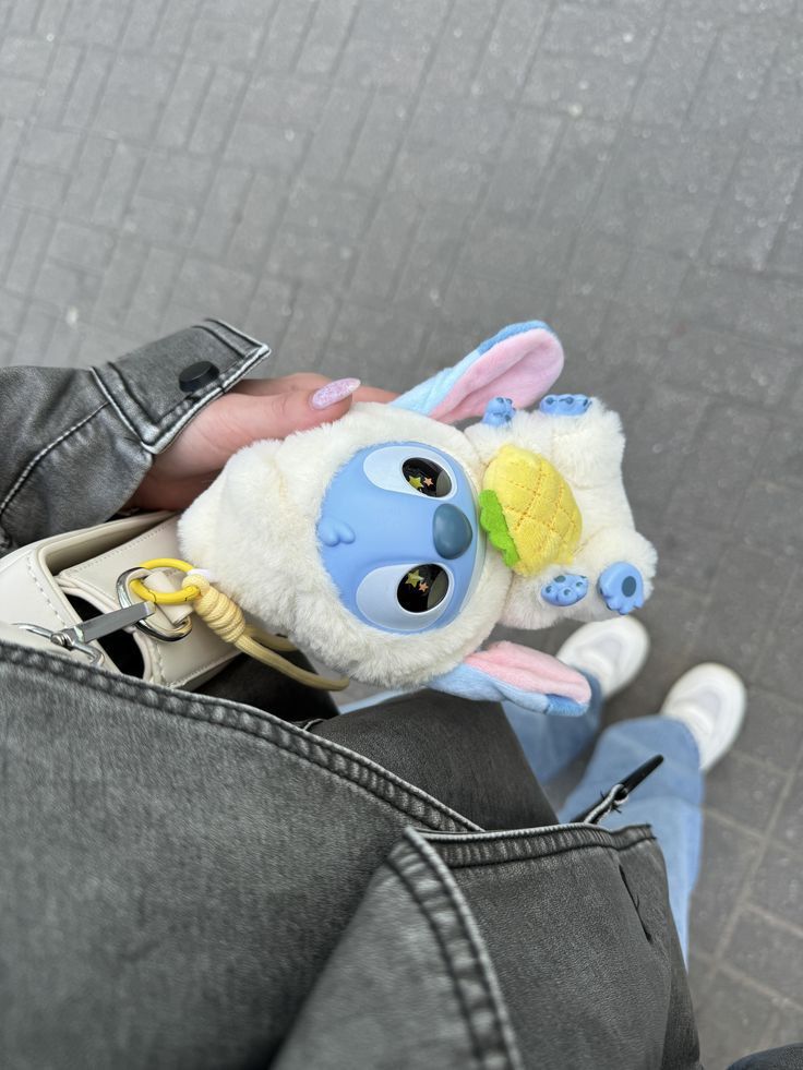 عروسک سوپرایزی استیج