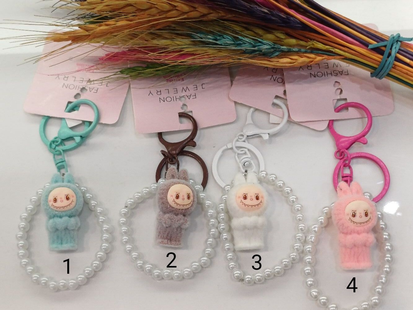 آویز مرواریدی لبو بو