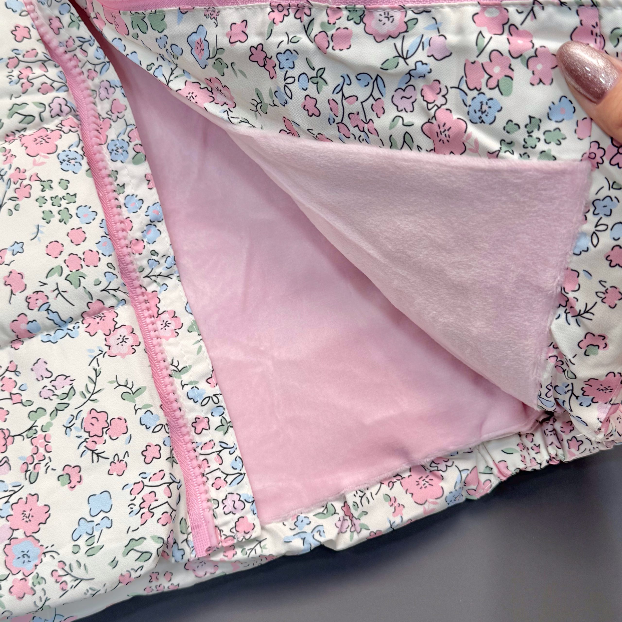 کاپشن گلدار