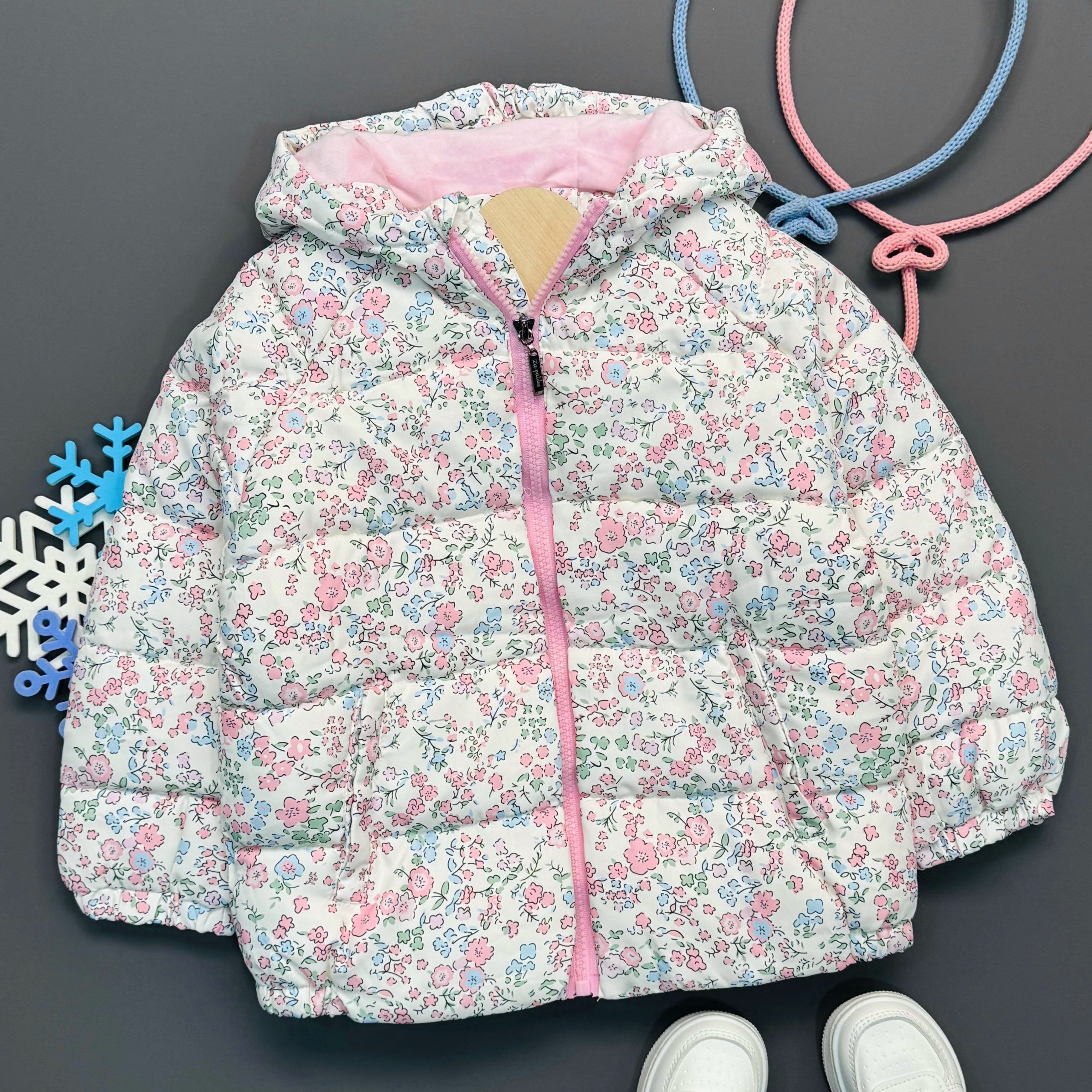 کاپشن گلدار