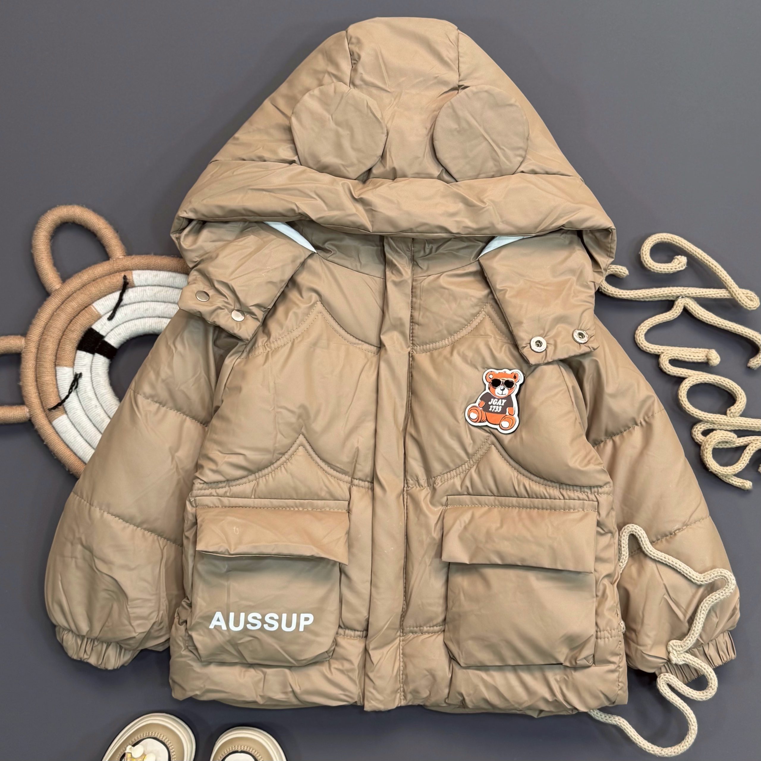 کاپشن BEAR بچه گانه