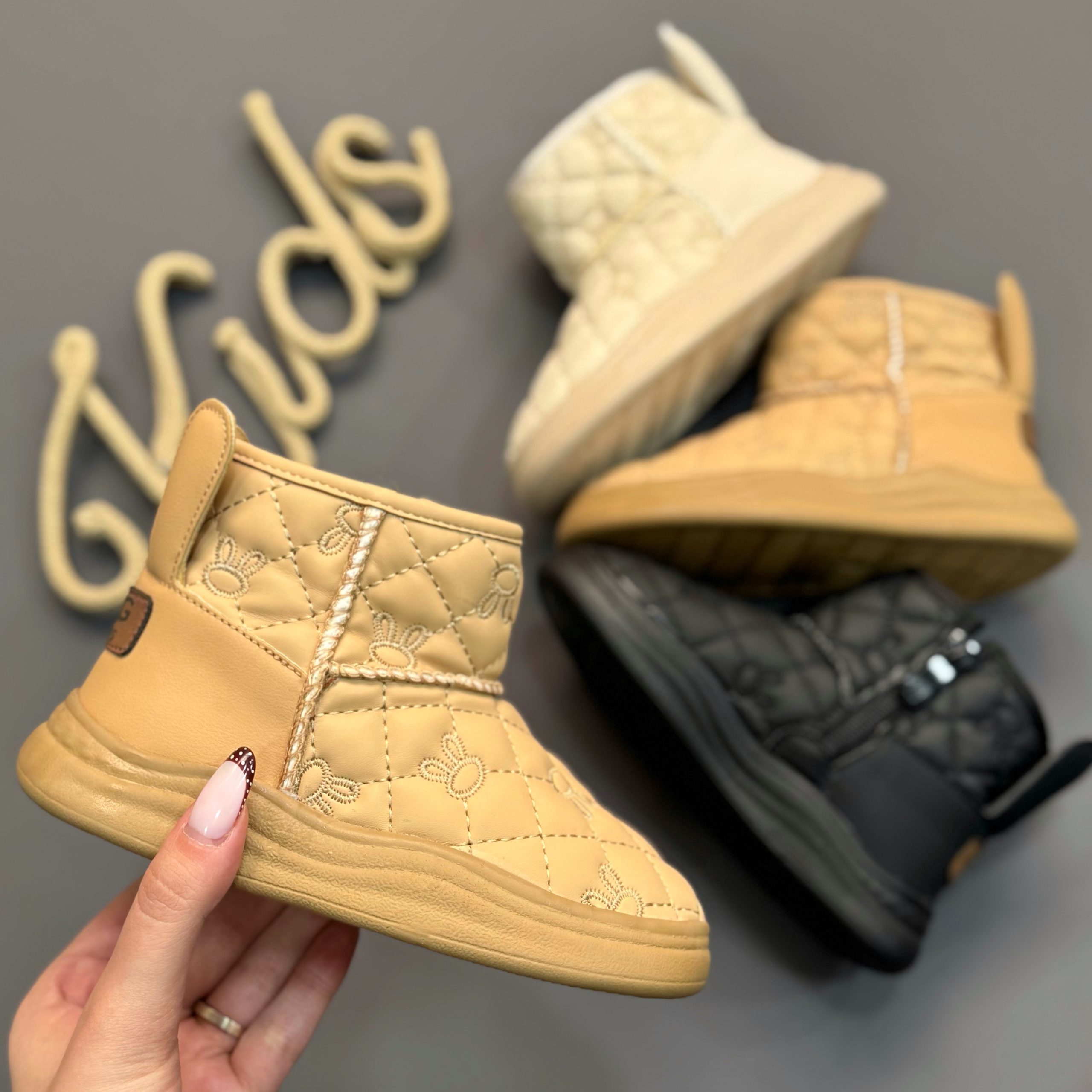 نیم بوت خرگوش