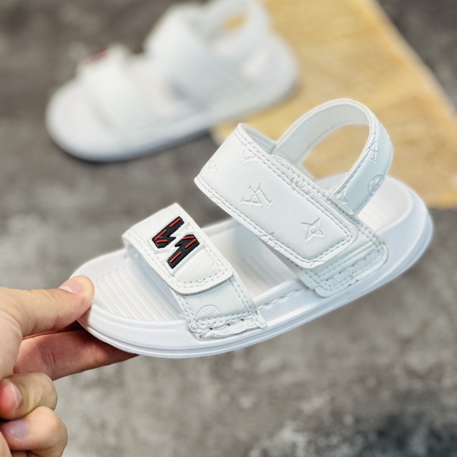 صندل بچگانه وارداتی نیوبالانس دو چسب کد 032403