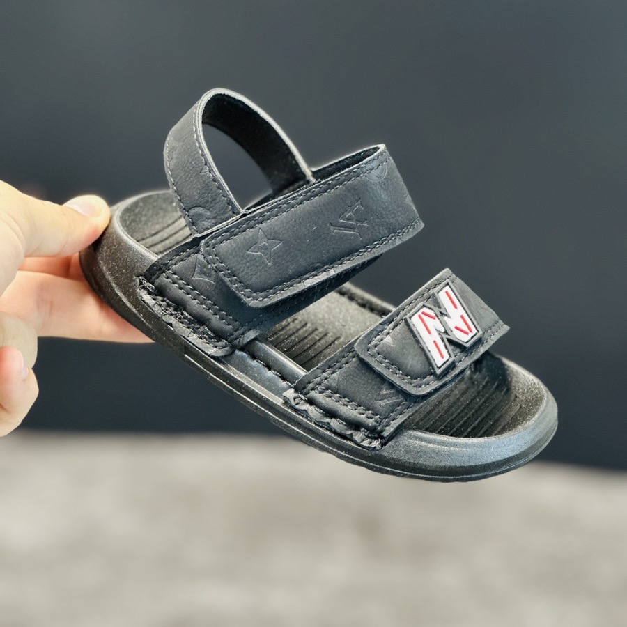 صندل بچگانه وارداتی نیوبالانس دو چسب کد 032403
