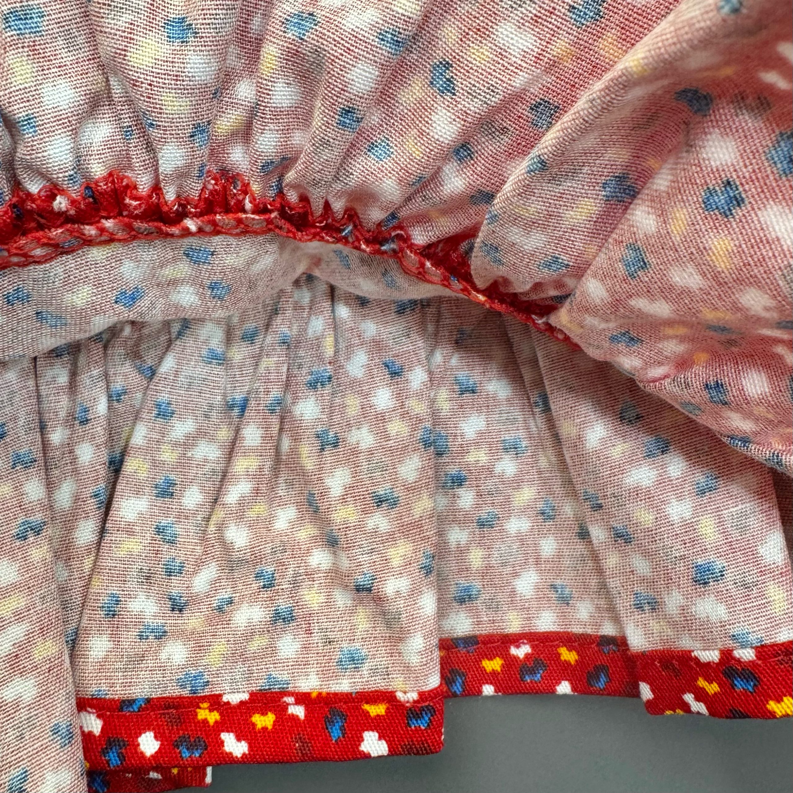 پیراهن گل گلی قرمز