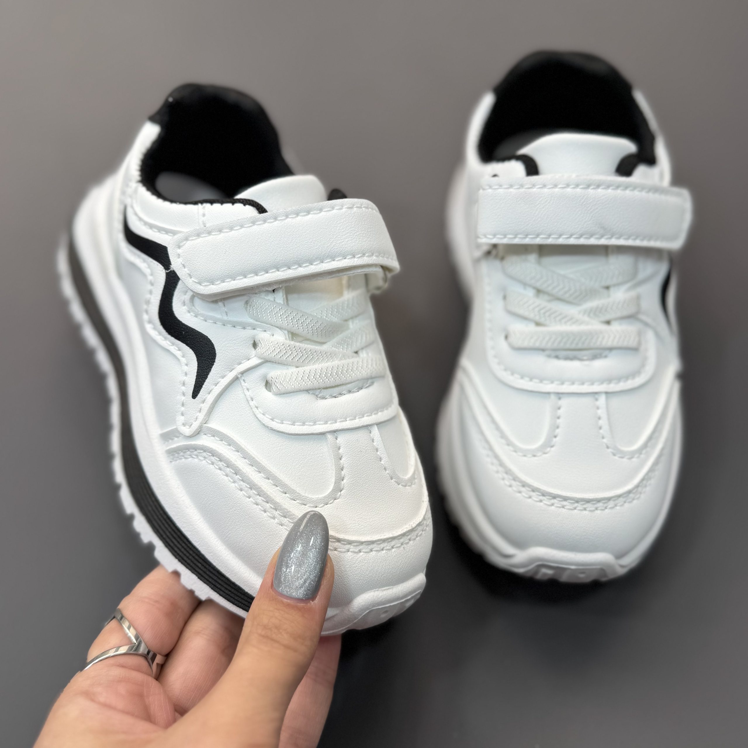 کتونی طرحدار