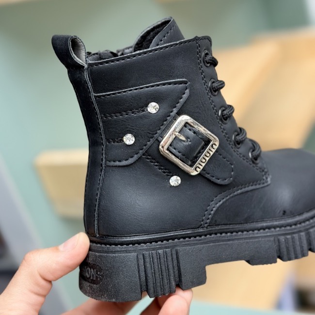 بوت بچگانه طرح سگک نگین از توباکو کد 4082602