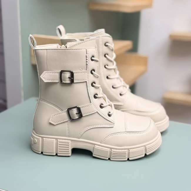 بوت بچگانه طرح دو بند سگک از Kids کد 4082802