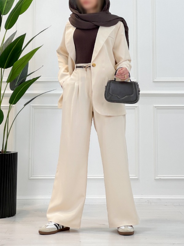 کت شلوار یاس