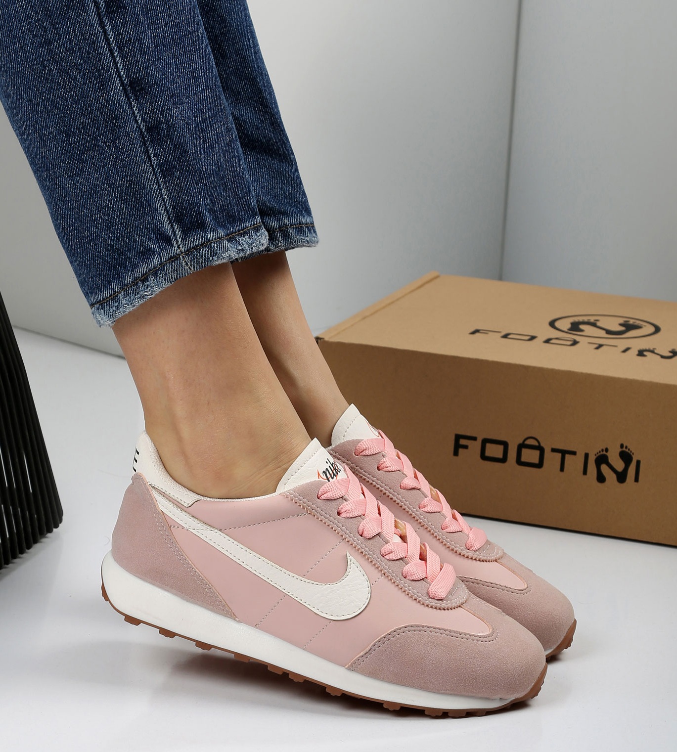 کتونی زنانه نایک کورتز MR