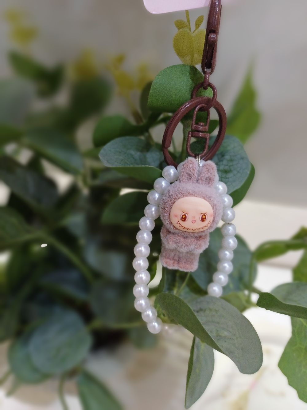 آویز مرواریدی لبو بو