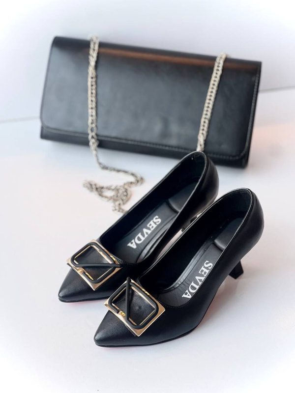 کفش مجلسی یراق دار زنانه