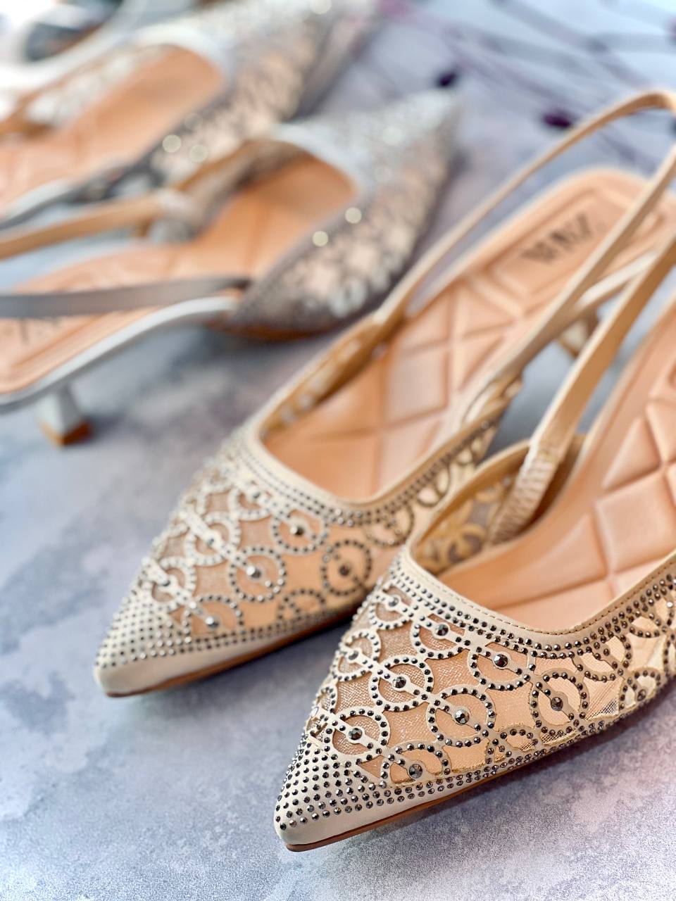 کفش یونای پشت باز