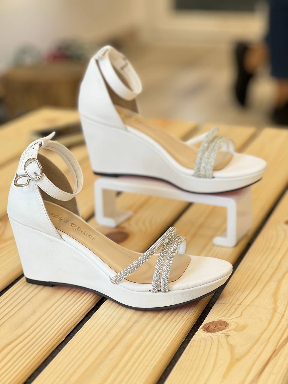 کفش مجلسی 4050 نگینی