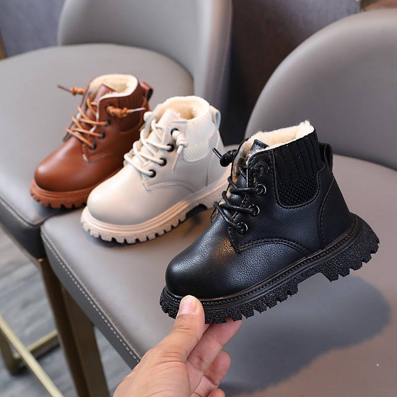 پوتین جذاب بچه گانه