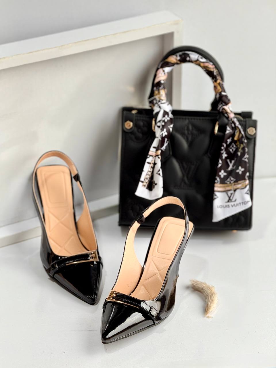 کفش زاراکمربندی6سانت