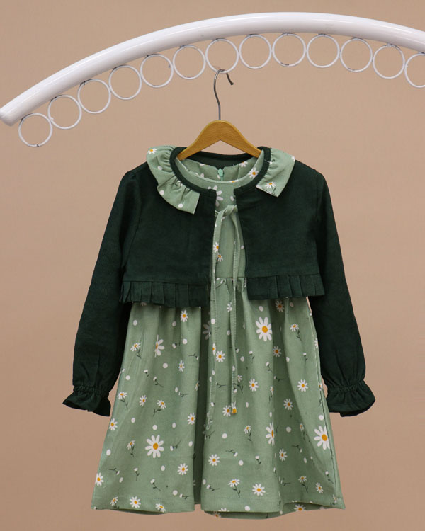 پیراهن گل بابونه و کت کبریتی