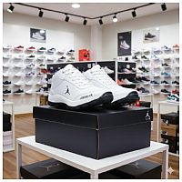 کفش اسپرت مردانه جردن  مدل Avin