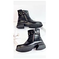 بوت گلدیس نگینی