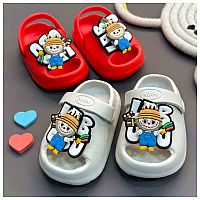 دمپایی لبوبو